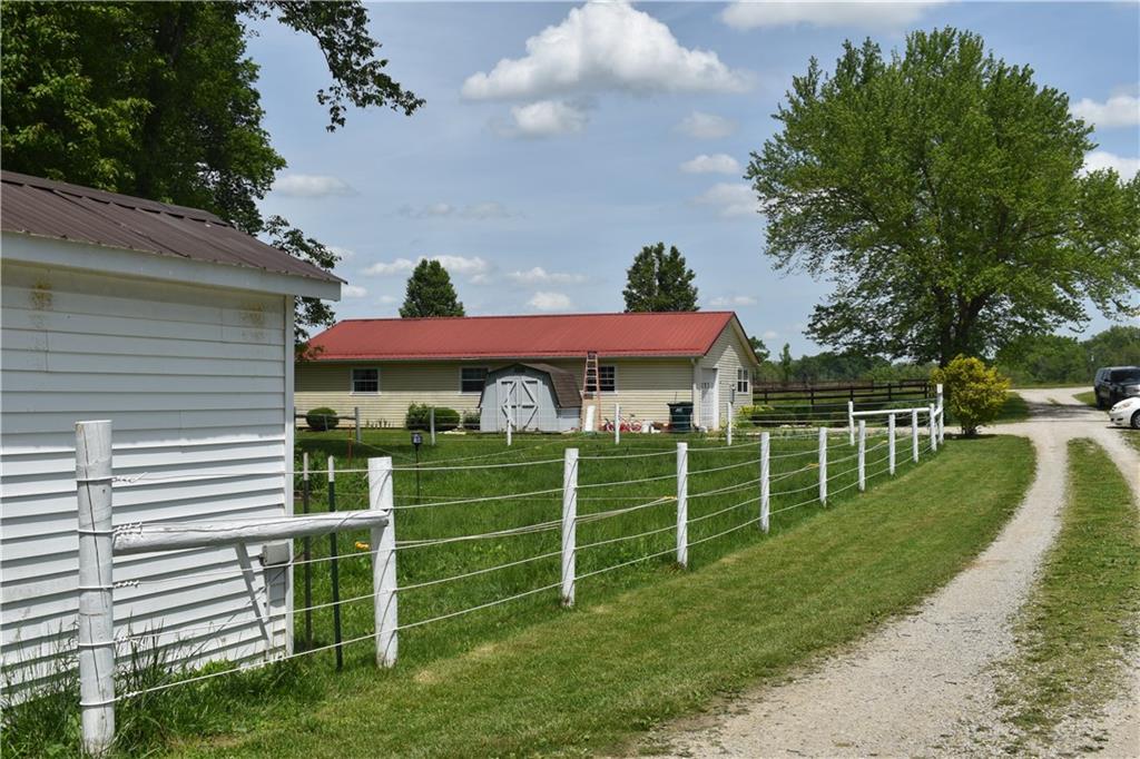 5351 N US Highway 231