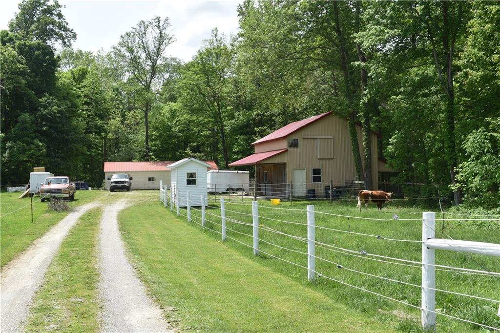 5351 N US Highway 231