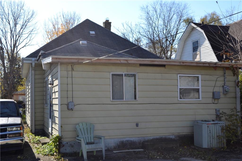 1524 W 27th Street