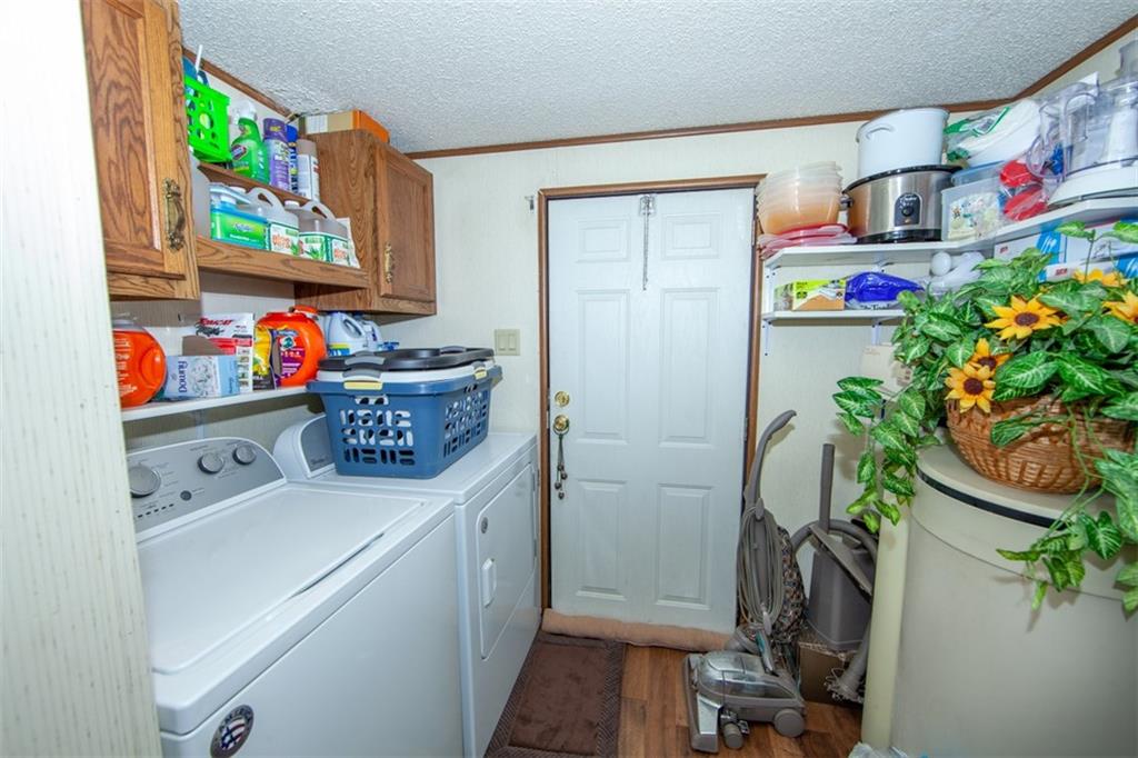 100 INMAN DR