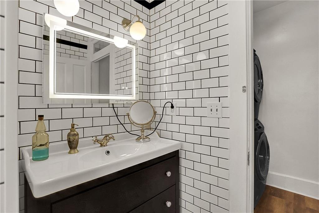 1486 N Illinois Street Unit: 1