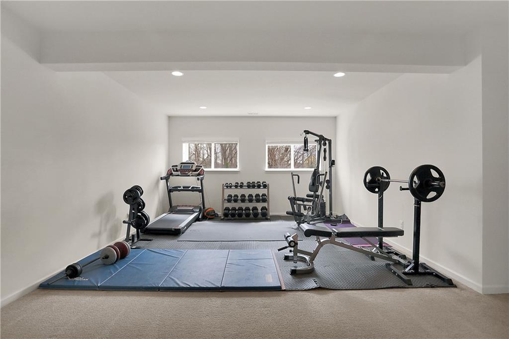 3901 Evergreen Way