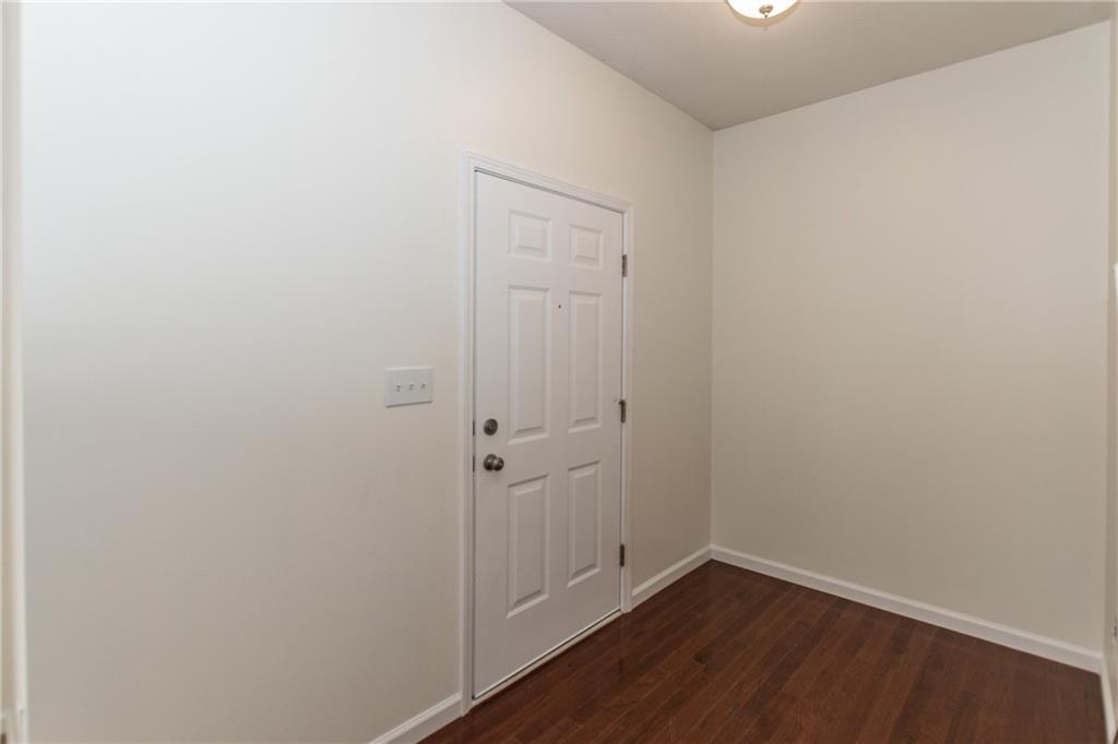 13289 Komatite Way Unit: 200