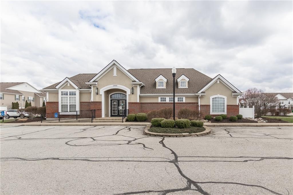 13289 Komatite Way Unit: 200