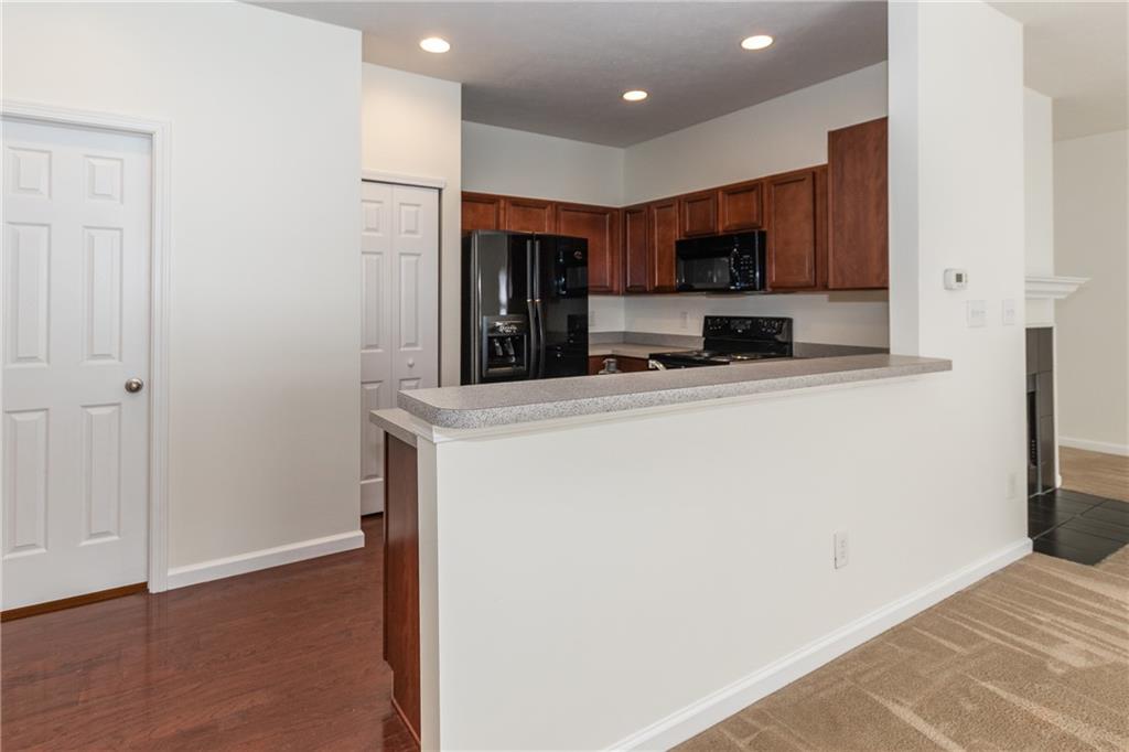 13289 Komatite Way Unit: 200