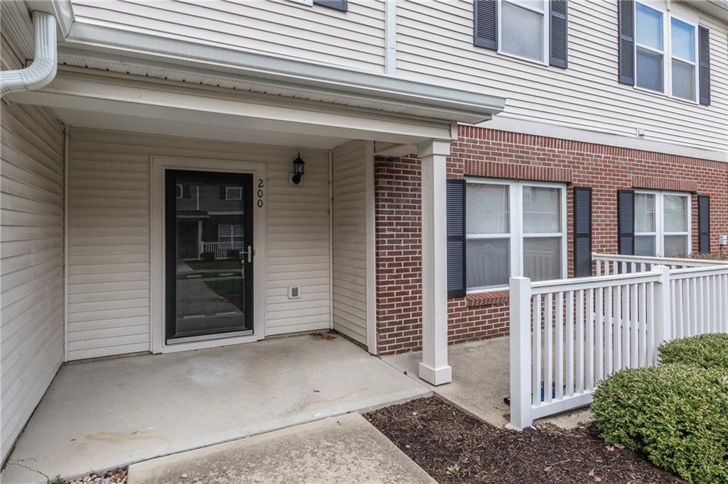 13289 Komatite Way Unit: 200