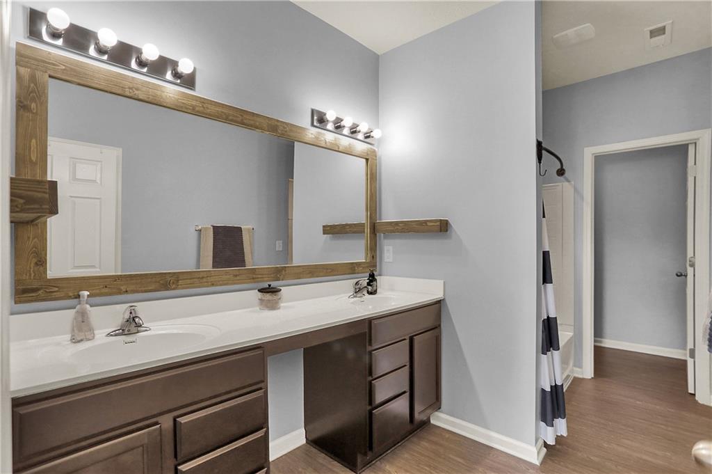 1303 Crabapple Road