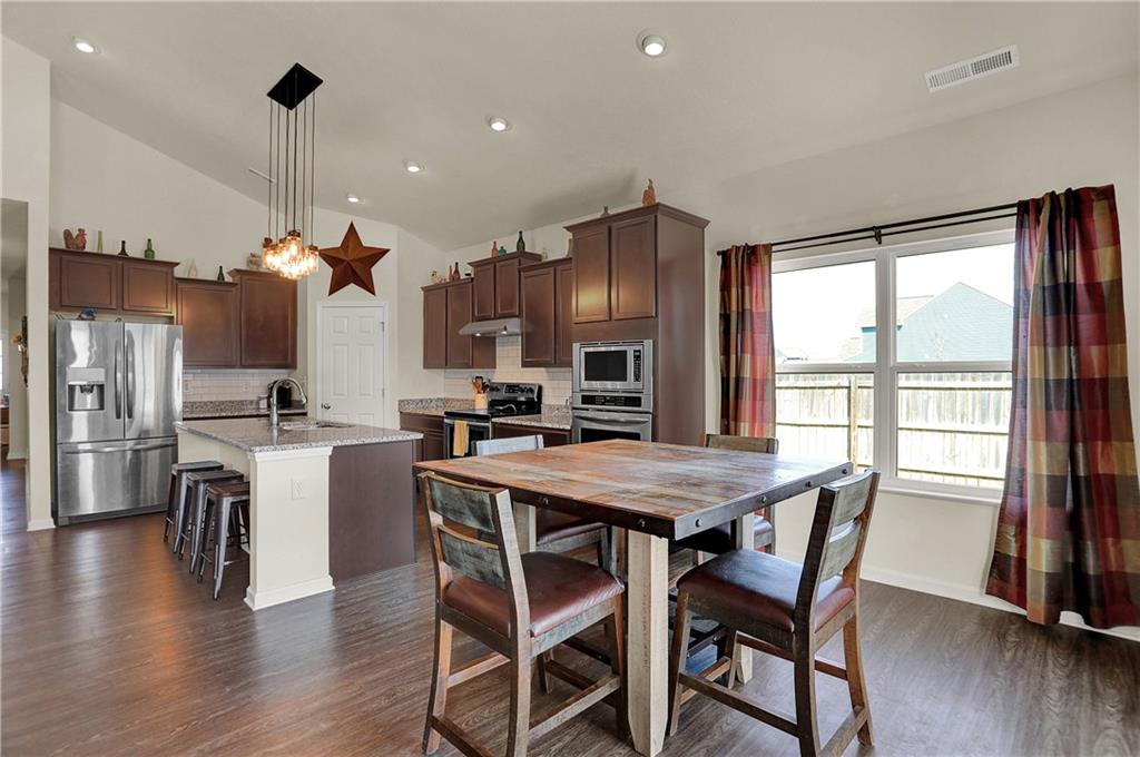 1303 Crabapple Road