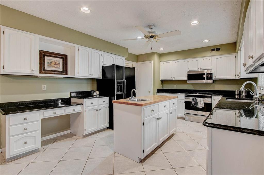 12750 Brookshire Parkway
