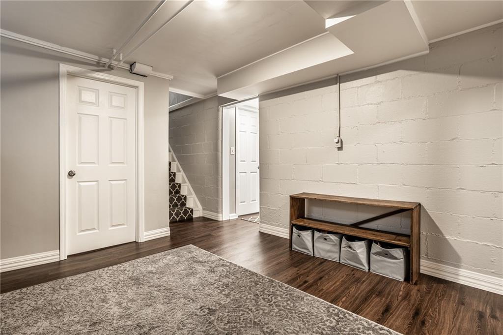 27 Meridian Lane