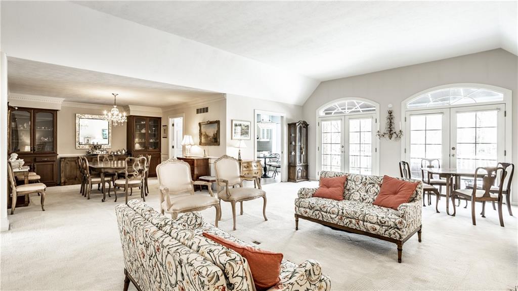210 W 77th Street