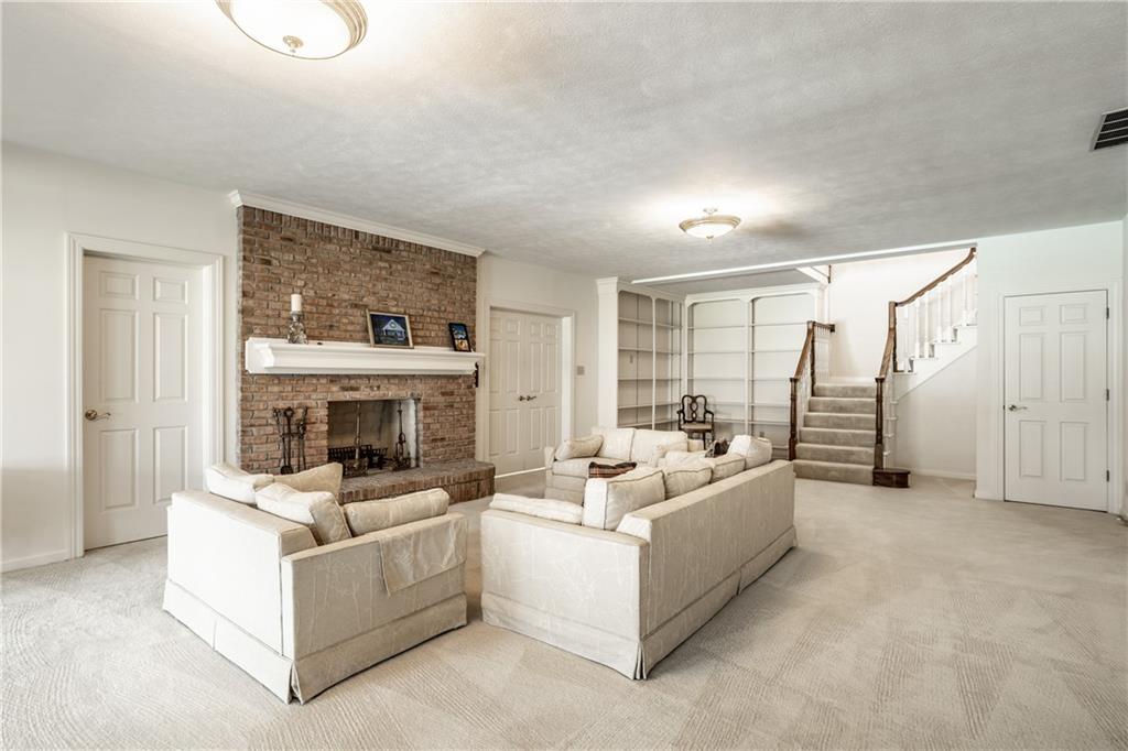 210 W 77th Street