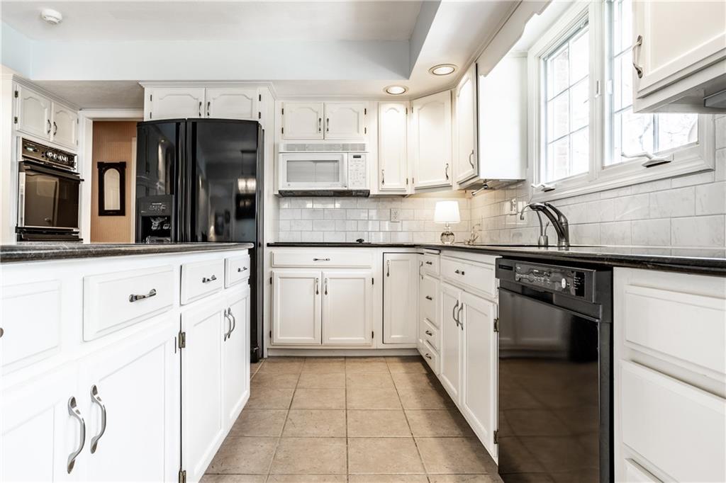 210 W 77th Street