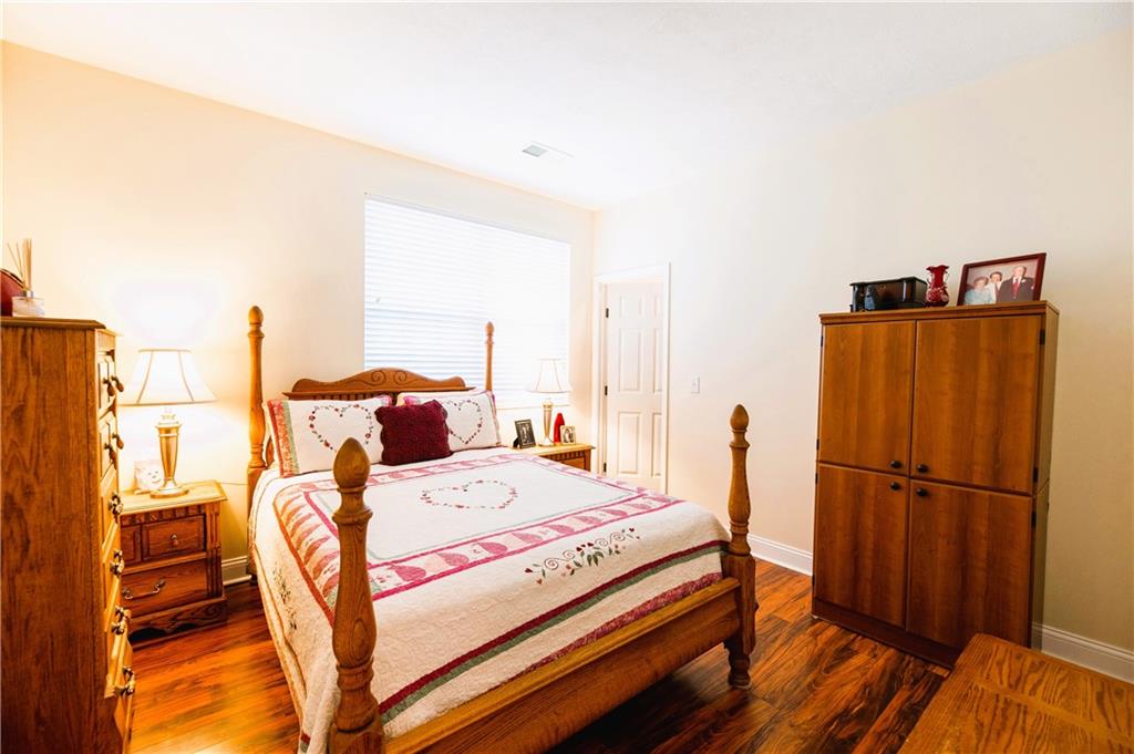 3449 Heathcliff Court