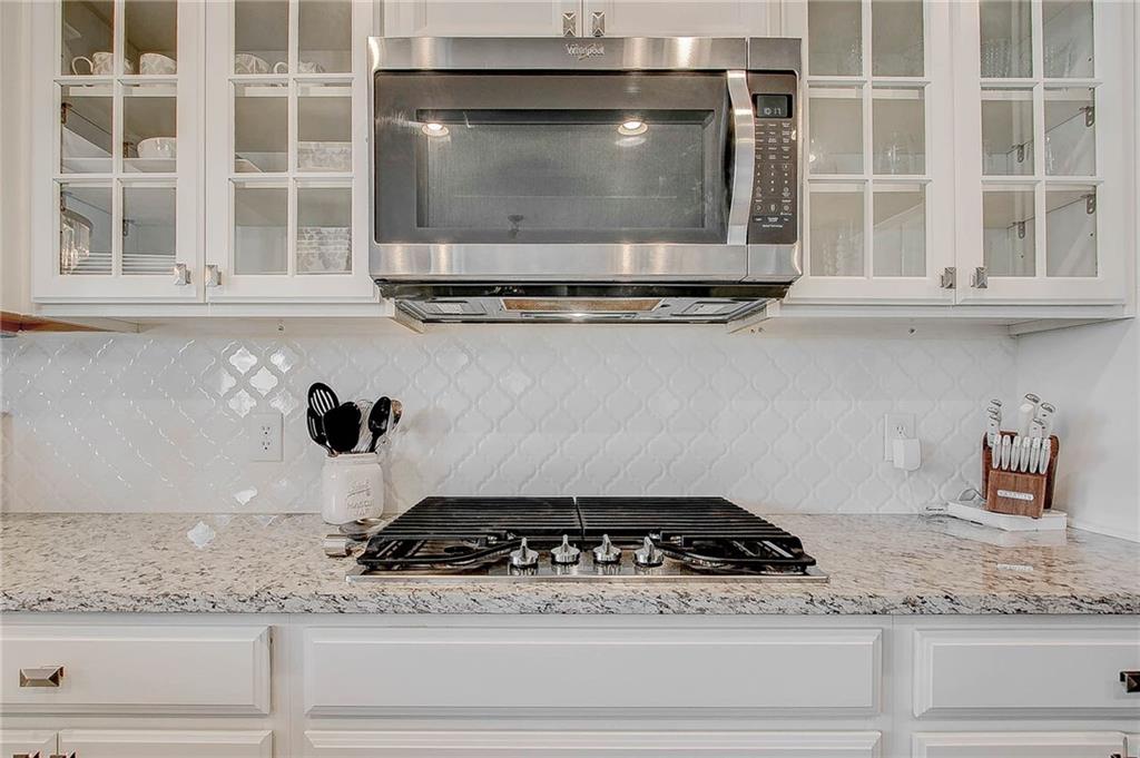 5556 W Compass Point