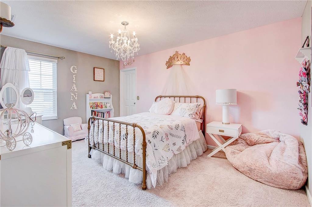 5556 W Compass Point