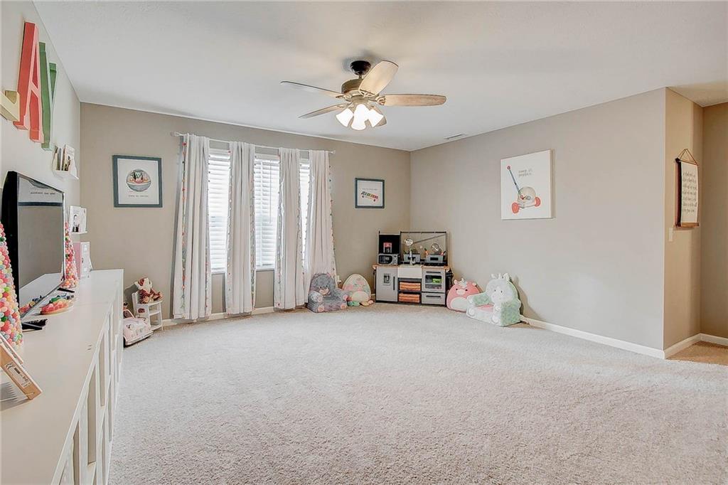5556 W Compass Point