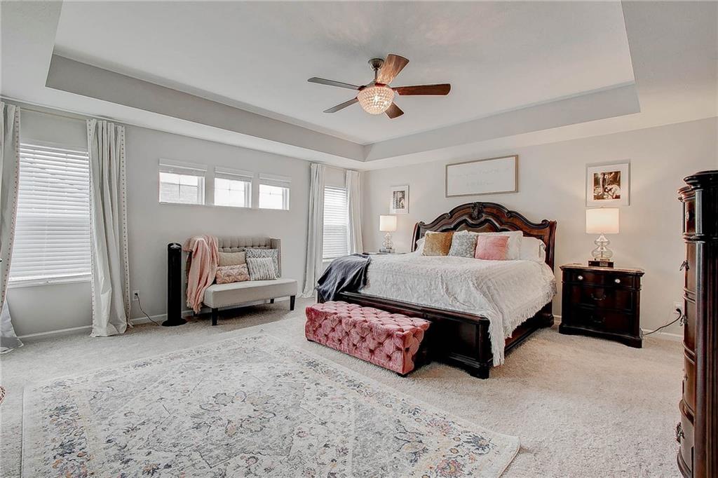5556 W Compass Point
