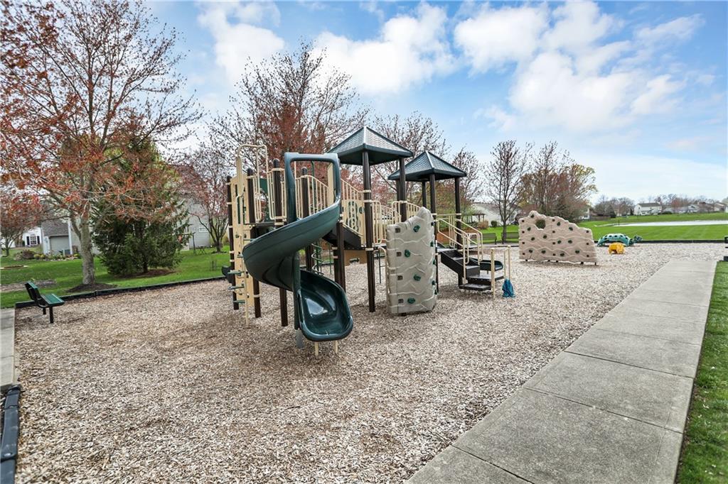 10656 SANDPIPER Court