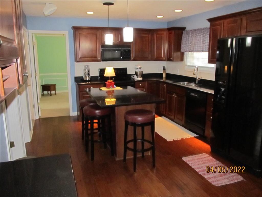 14094 OLD MILL Circle
