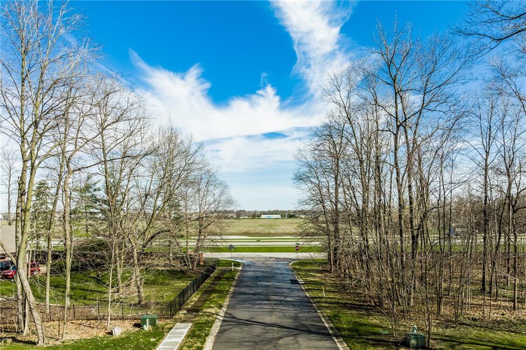 14589 Autumn Wood Drive