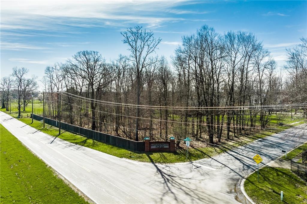 14589 Autumn Wood Drive