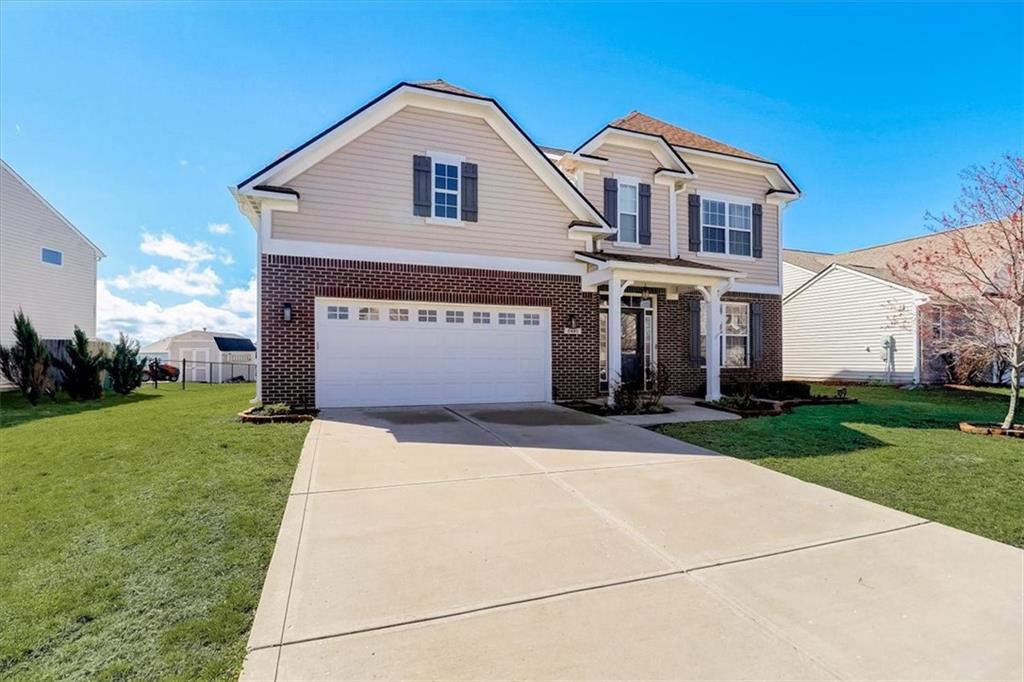 3490 PAISLEY POINTE