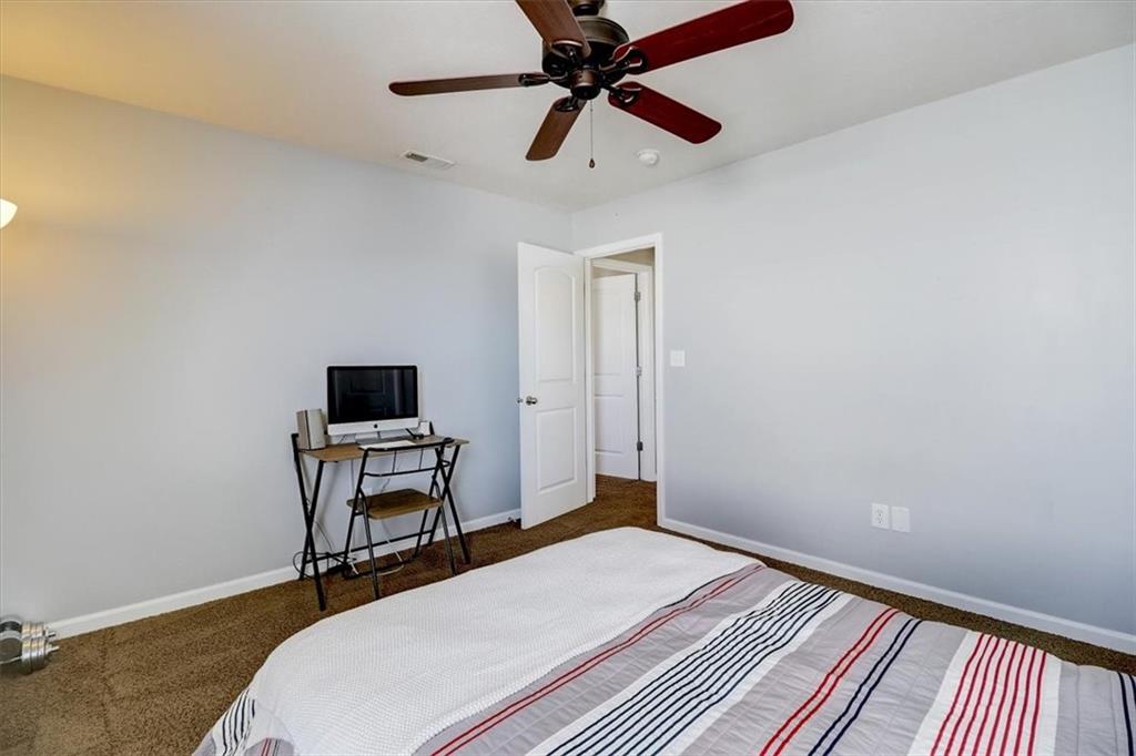 3490 PAISLEY POINTE
