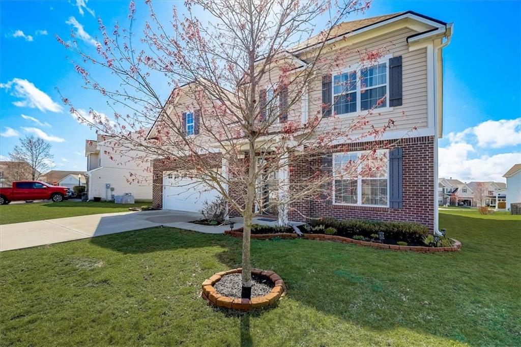 3490 PAISLEY POINTE