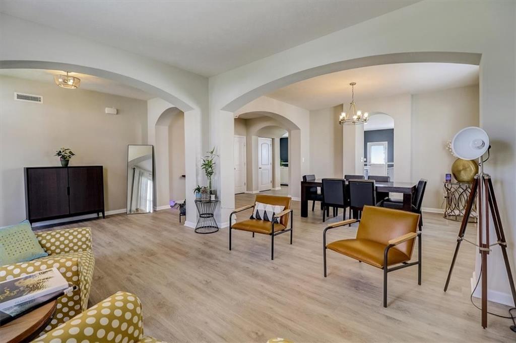 3490 PAISLEY POINTE
