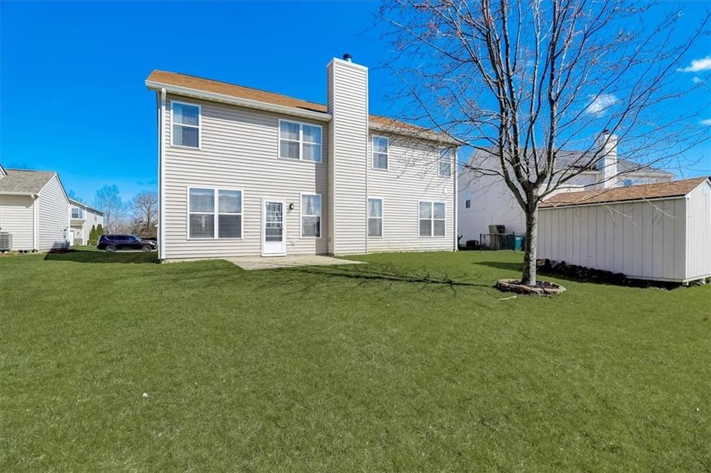 3490 PAISLEY POINTE