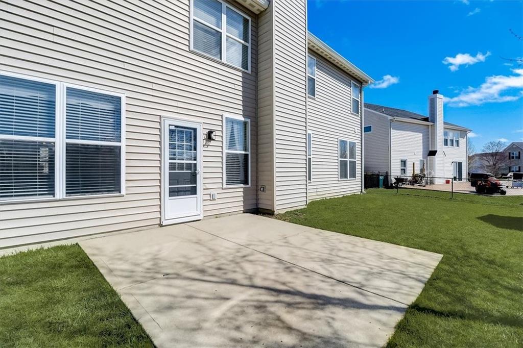 3490 PAISLEY POINTE