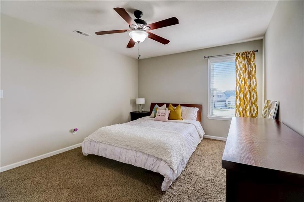 3490 PAISLEY POINTE