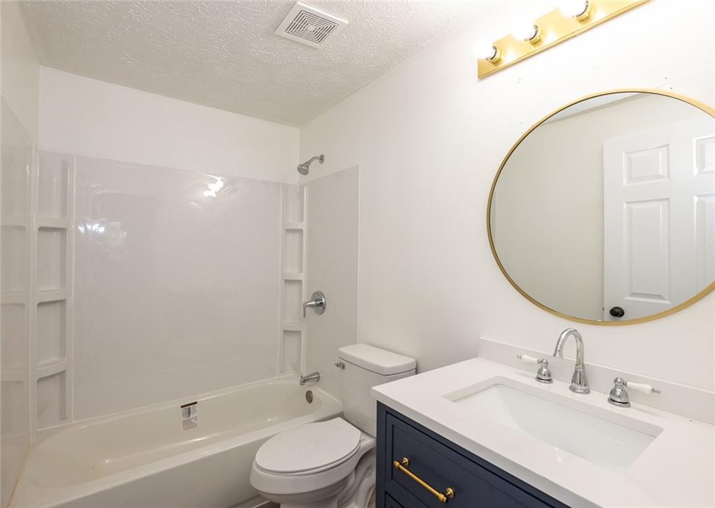 3305 Lacy Court