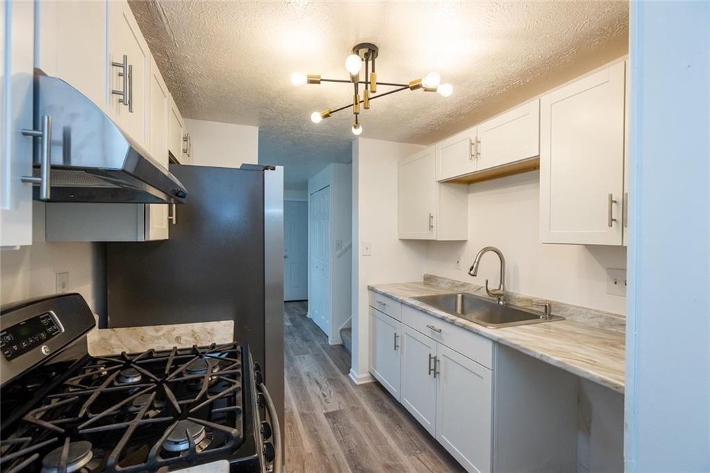 3305 Lacy Court