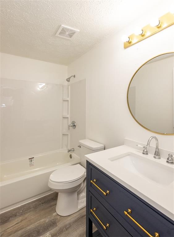 3305 Lacy Court