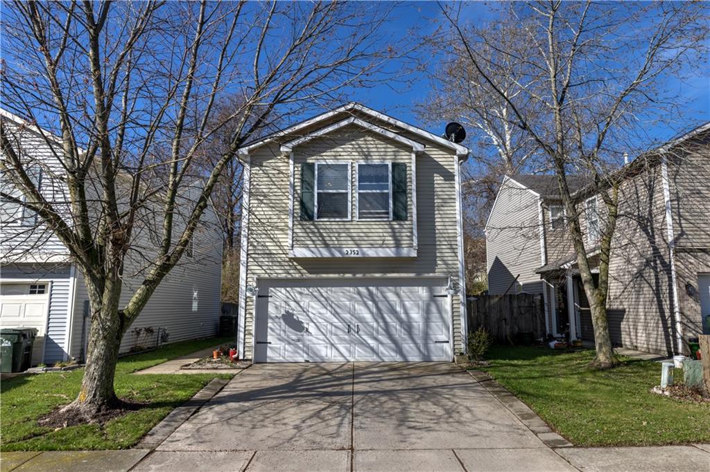 2352 Collins Way
