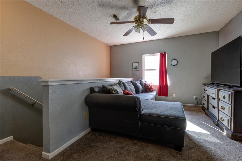 2352 Collins Way