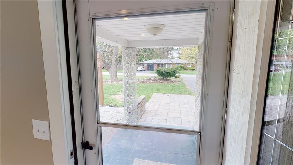 4922 COMANCHE Lane