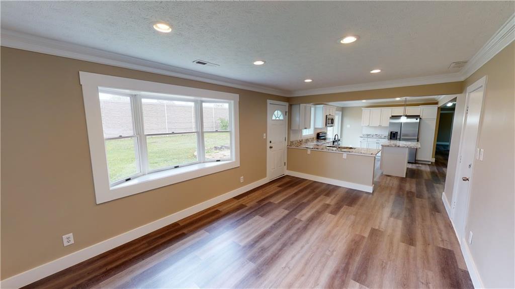 4922 COMANCHE Lane