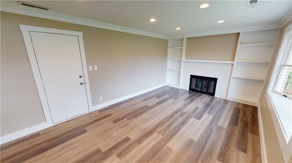 4922 COMANCHE Lane