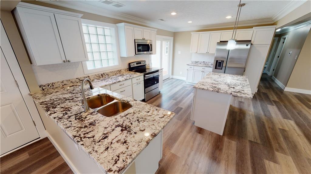 4922 COMANCHE Lane