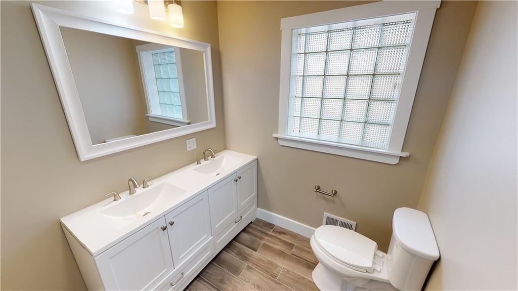 4922 COMANCHE Lane