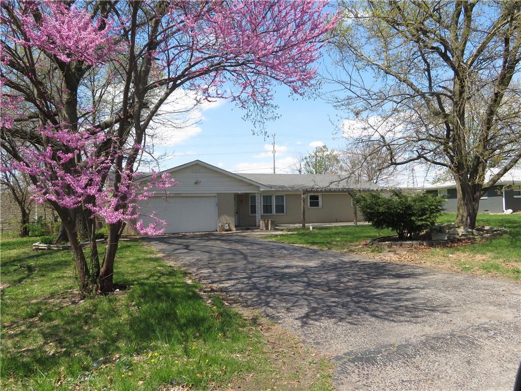 4922 COMANCHE Lane