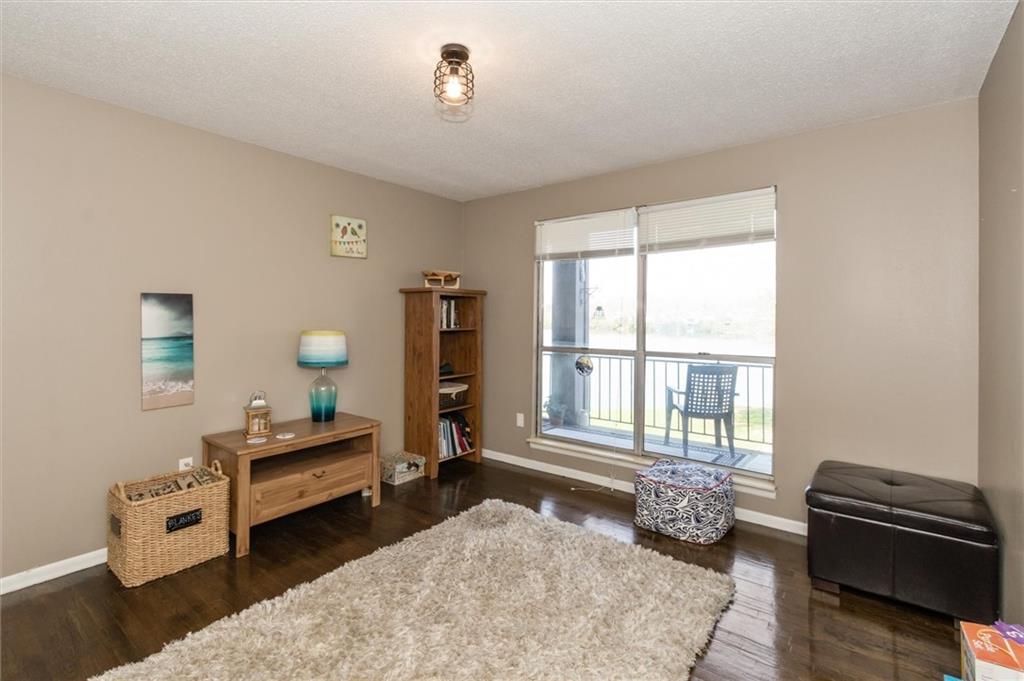 3042 LAKE SHORE DRIVE UNIT C Drive