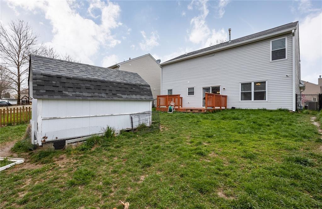 8520 AVIVA Lane