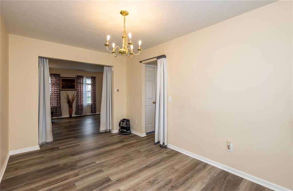 8520 AVIVA Lane