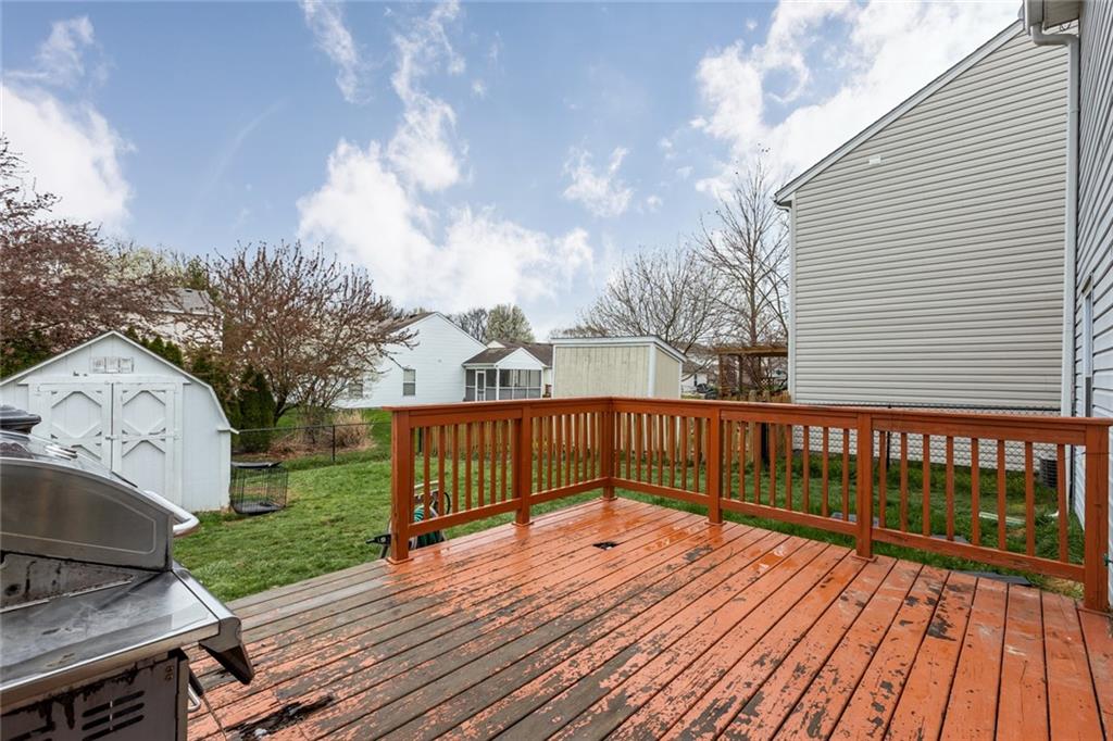 8520 AVIVA Lane