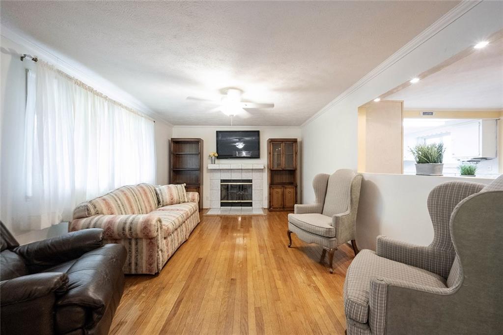 13328 CHEVY CHASE Drive
