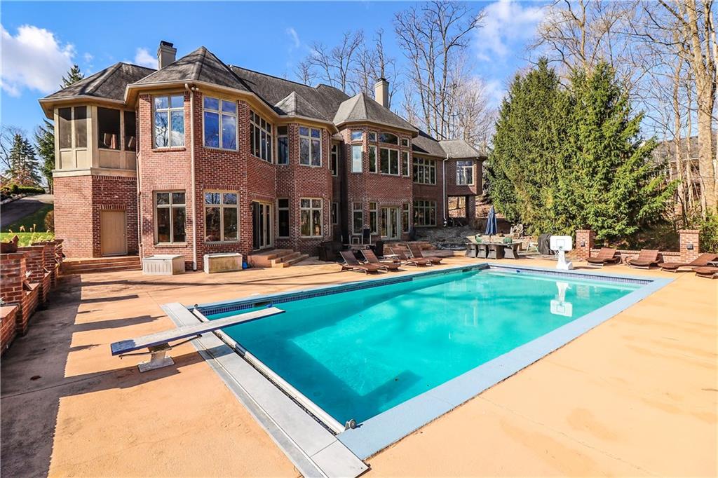 12474 Silver Bay Circle